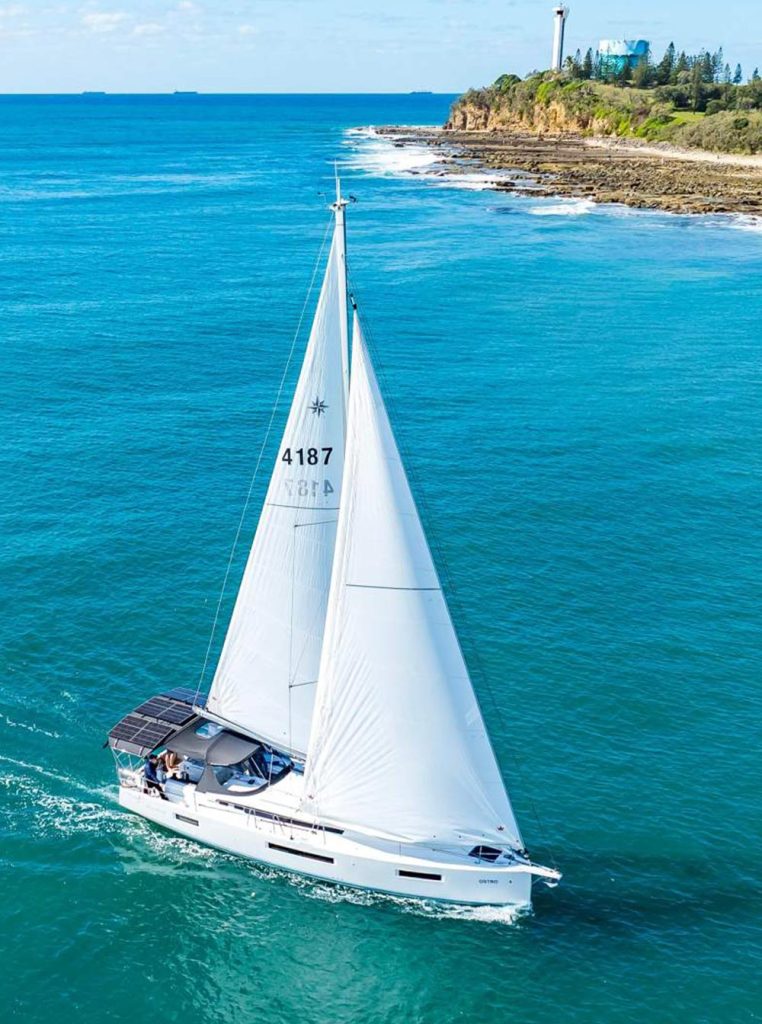 Used motor boat for sale through Mooloolaba Yacht Brokers